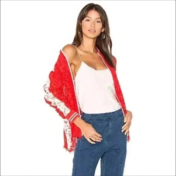 Goen.J ruby red white lace bomber jacket in size 4 - Picture 9 of 9